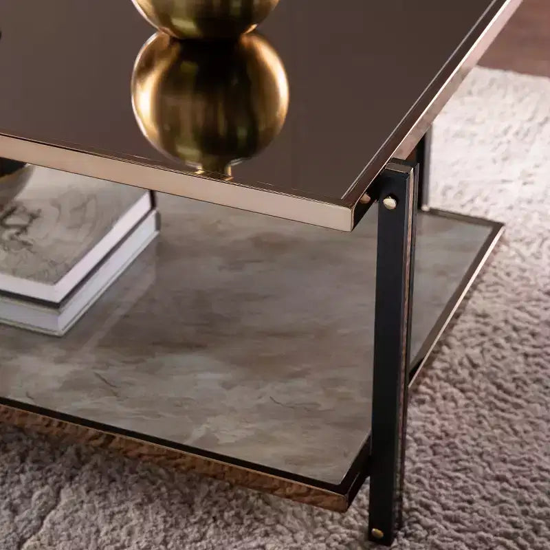 Table basse avec plateau miroir - Doré
