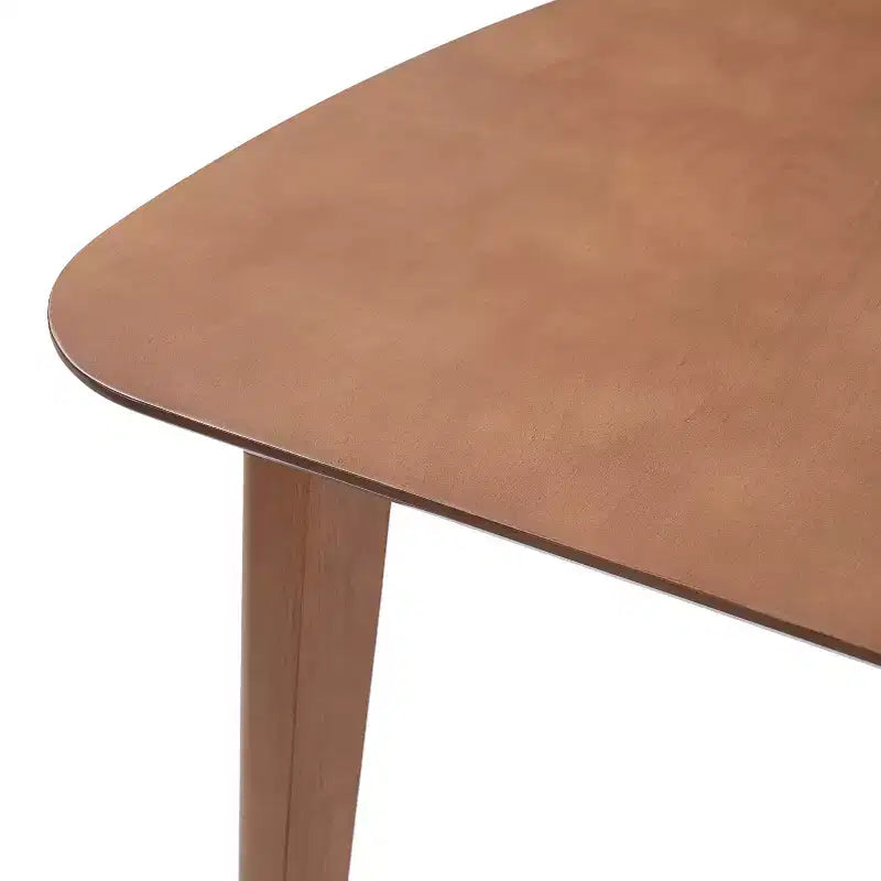 Table en bois triangulaire moderne