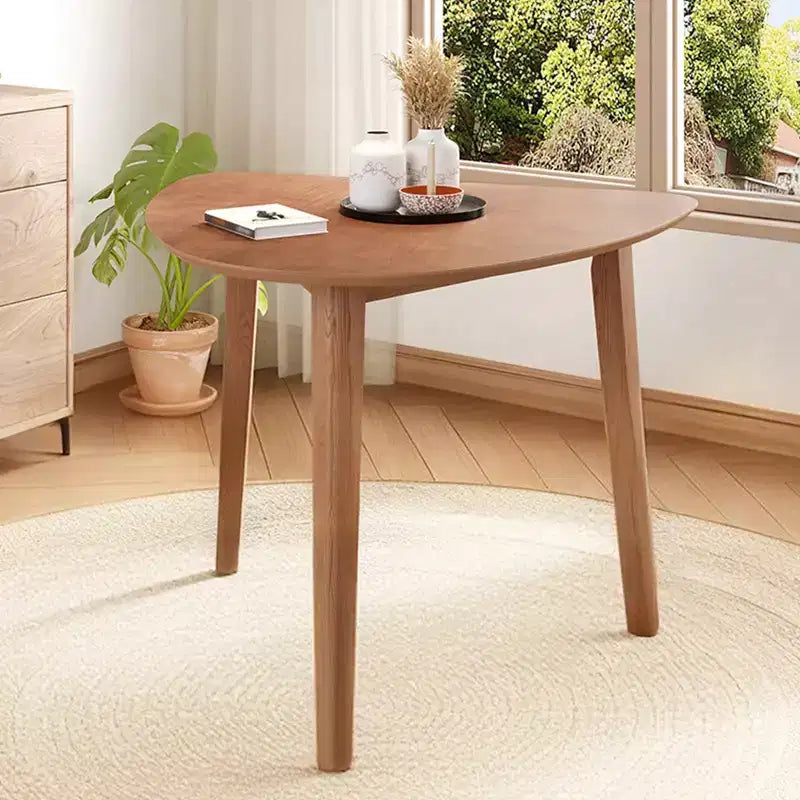 Table en bois triangulaire moderne