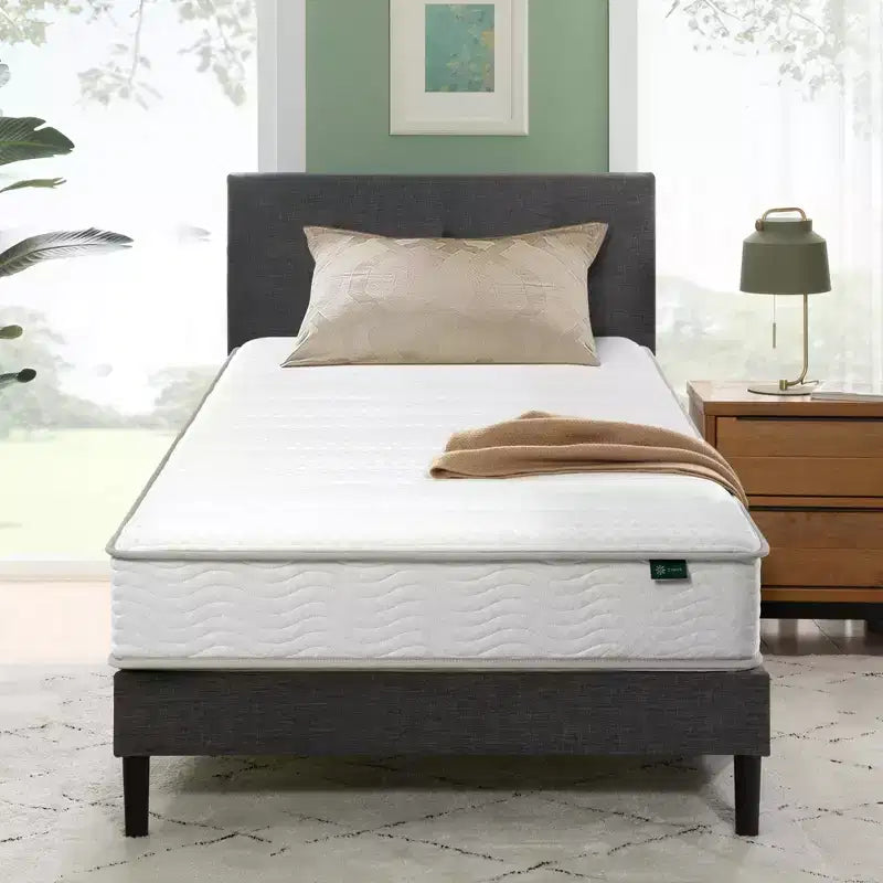 Zinus 6 Inch Foam and Spring Hybrid Mattress [New Version], Twin, Medium Firmness, Durable Support, Certified Safe Foams &amp; Fabric, Mattress in A Box