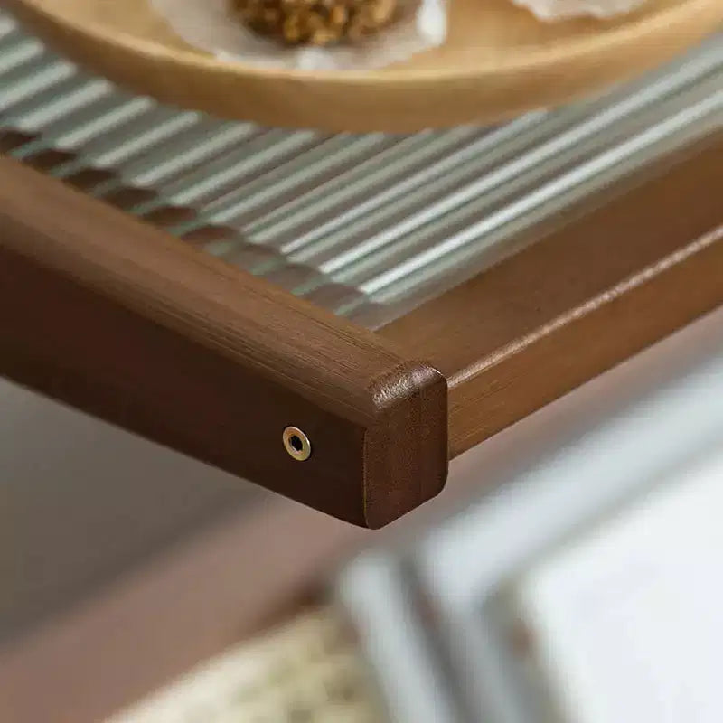 Table d'appoint bohème en bambou et rotin avec plateau en verre