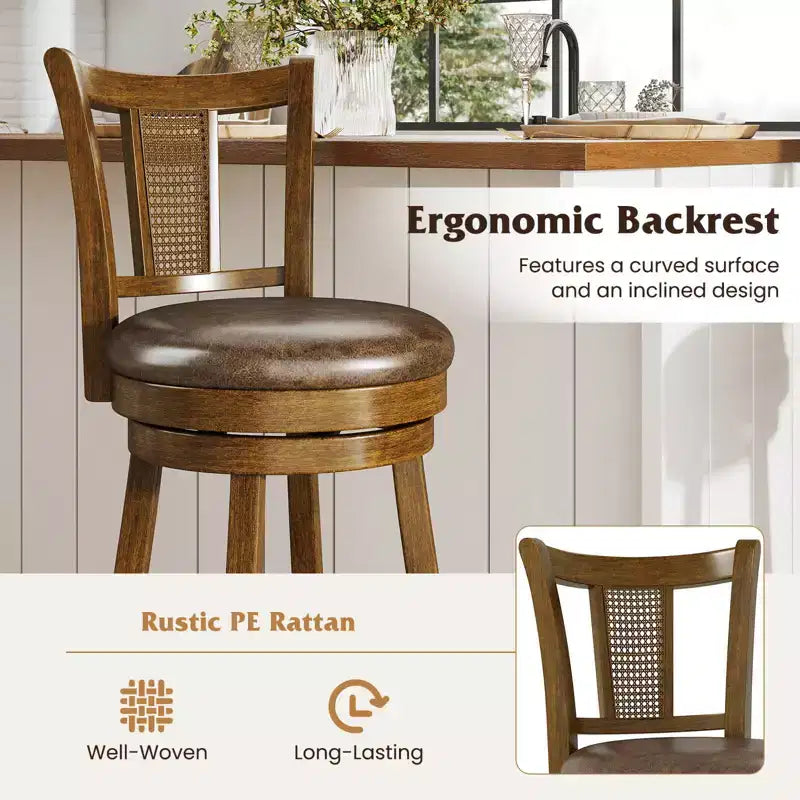 Tabourets de bar pivotants avec dossier en rotin