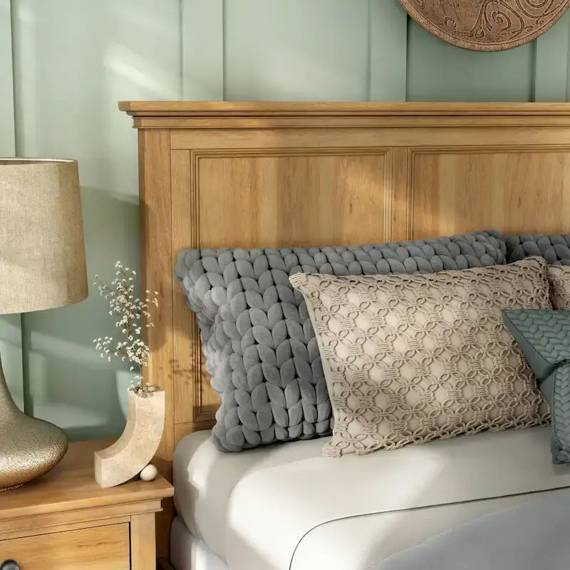 Furniture of America Wellington Farmhouse Natural Oak Solid Wood Panel Bed
