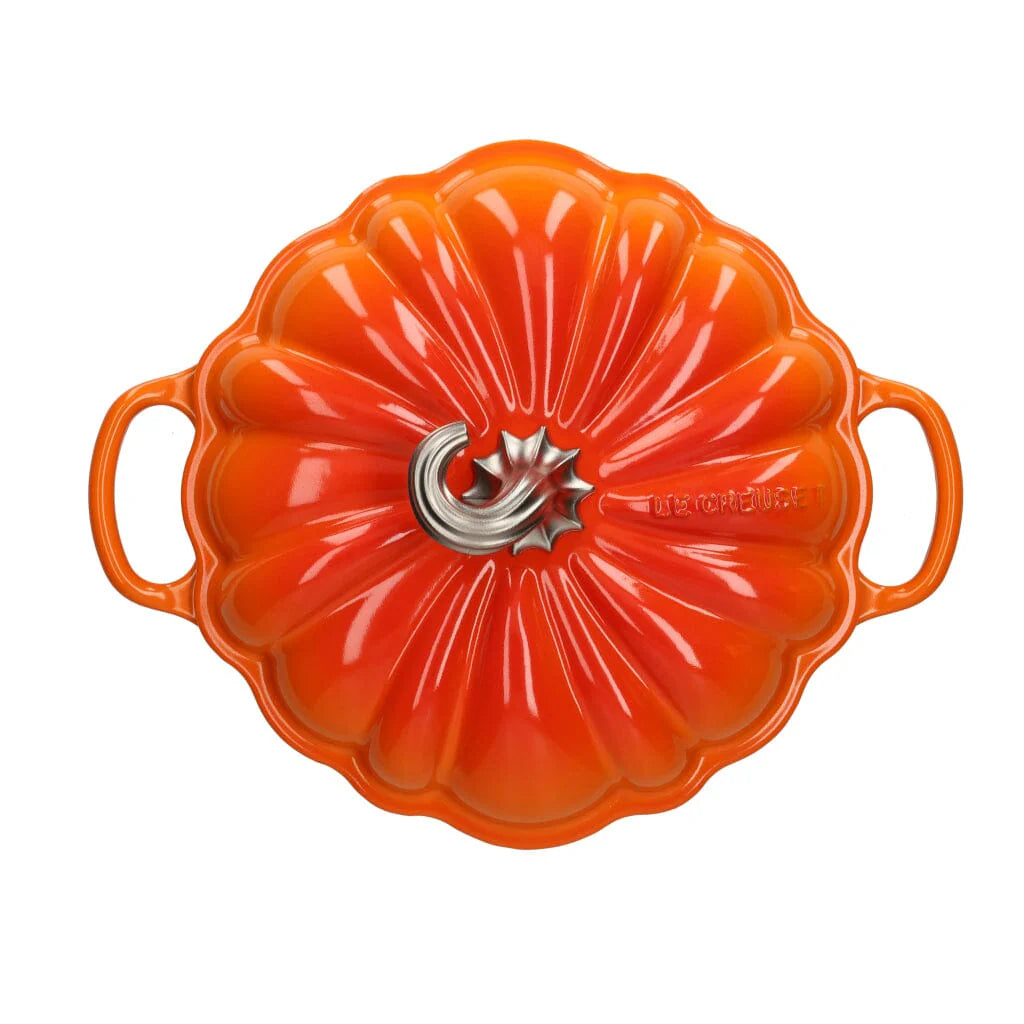 Deksel met pompoenvormige knop van dichtbij