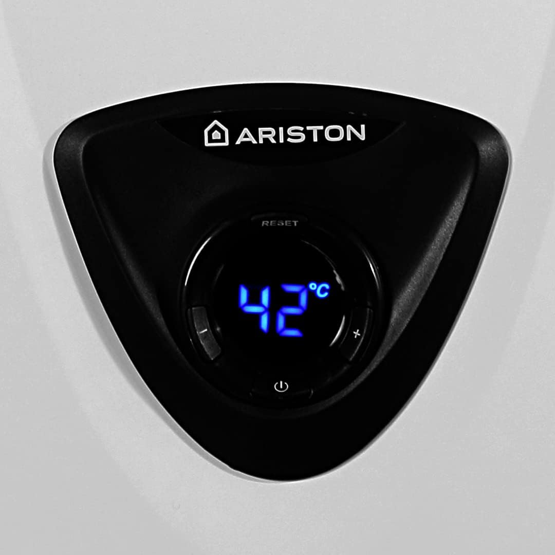 Ariston FAST EVO X DISPLAY Chauffe-eau gaz instantané, Low Nox, 14 l/min, 15 pourcent d'économies d'énergies, Classe énergétique A, Con?u et fabriqué pour être installé en France, Blanc, 14l/min
