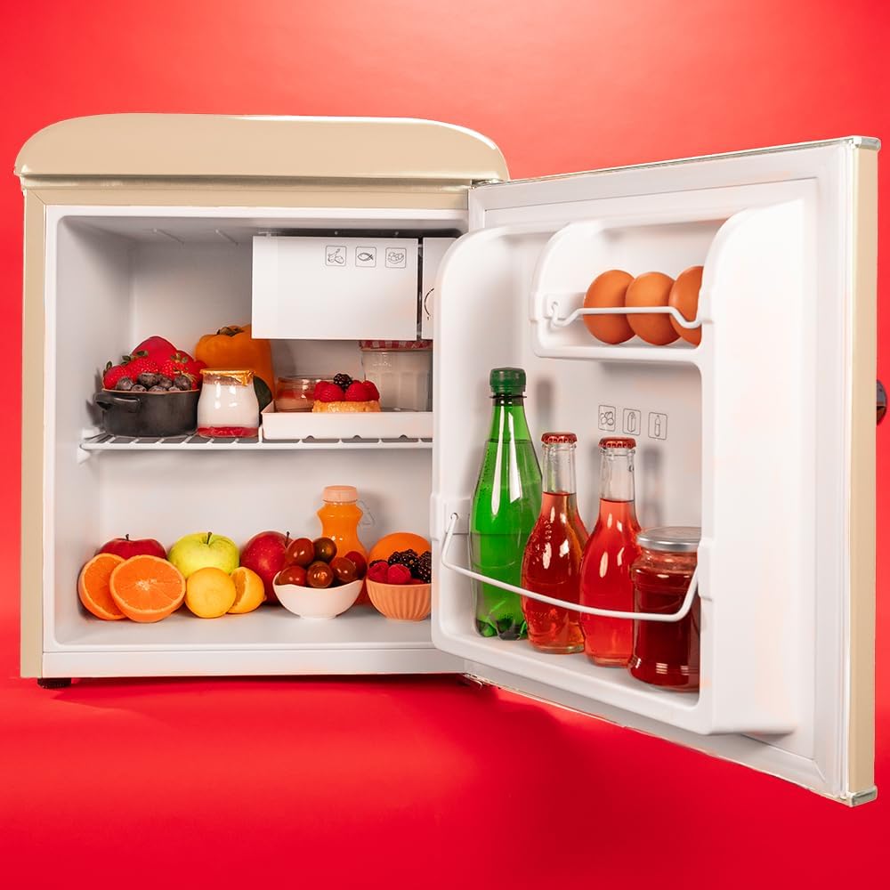 Cecotec Mini Frigo Bolero CoolMarket TT Origin 45 Beige E. Réfrigérateur Hauteur 55cm et Largeur 44,7cm, Classe énergétique E, Bac à Glace et Poignée Chromée, Beige