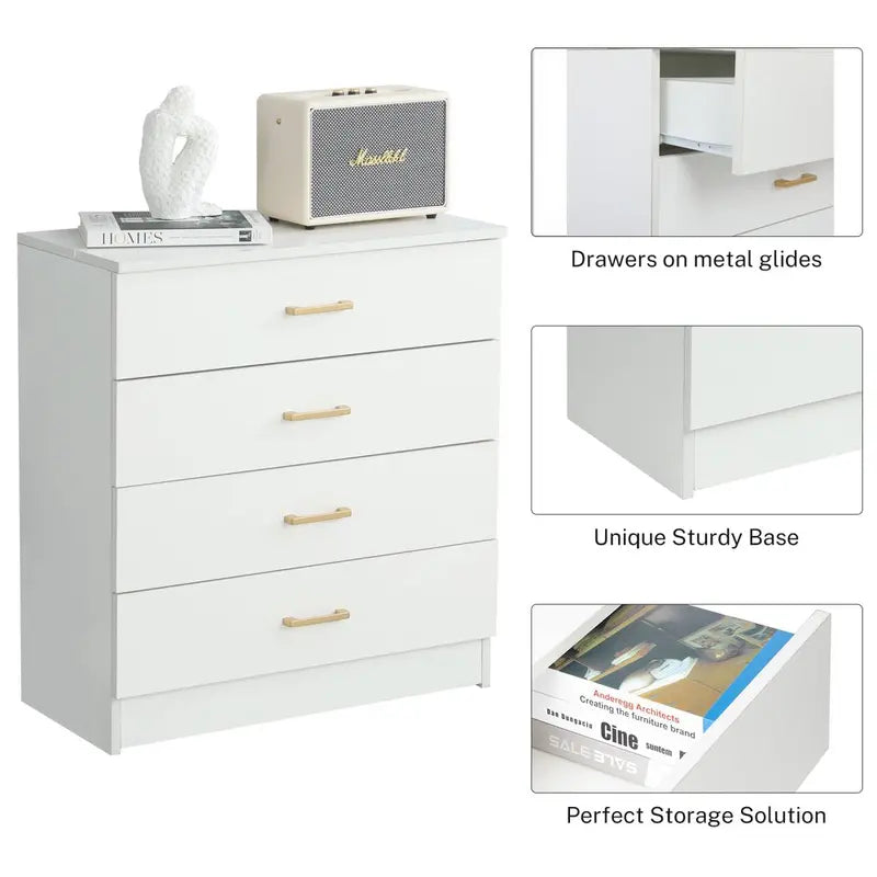 Commode naast een bed met lamp en wekker op het blad