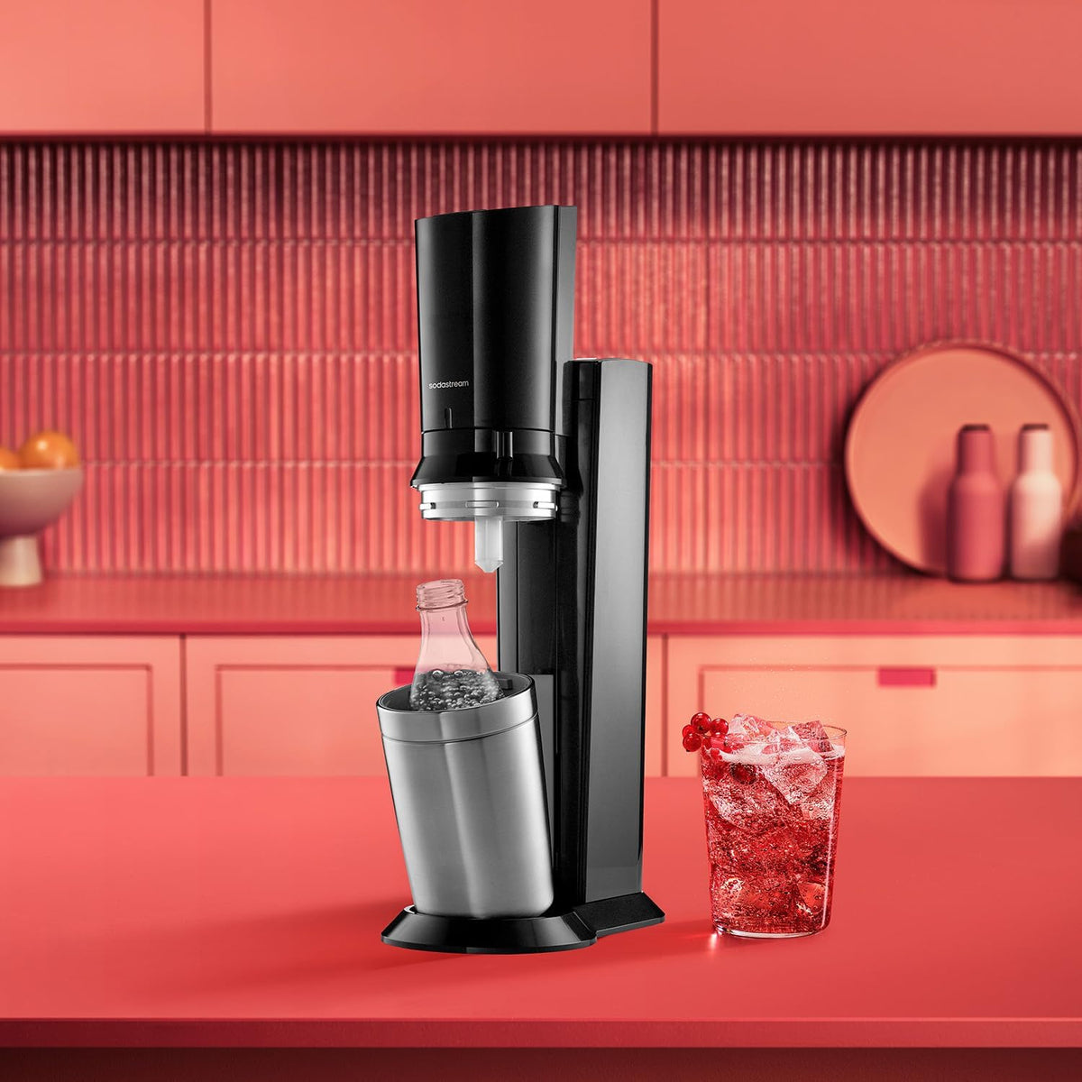 SodaStream Crystal 3.0 Wassersprudler mit 2x Quick-Connect C – Seitenansicht 2/8