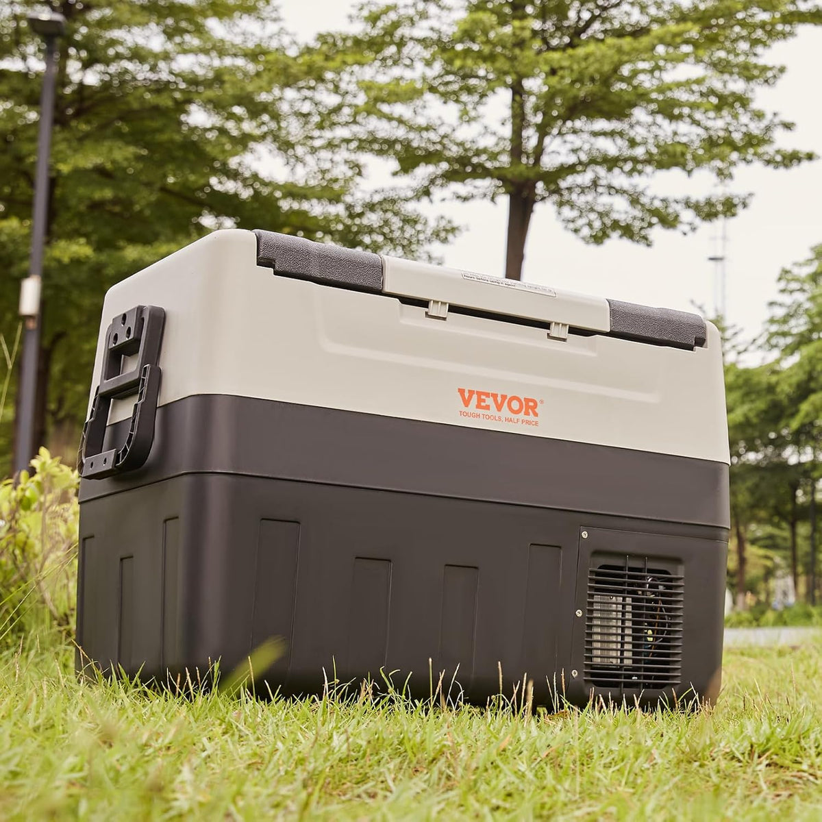 VEVOR 55L autokoelkast – koelbox op de campingtafel