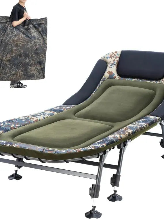 Close-up van het gewatteerde kussen en de groene stofbekleding