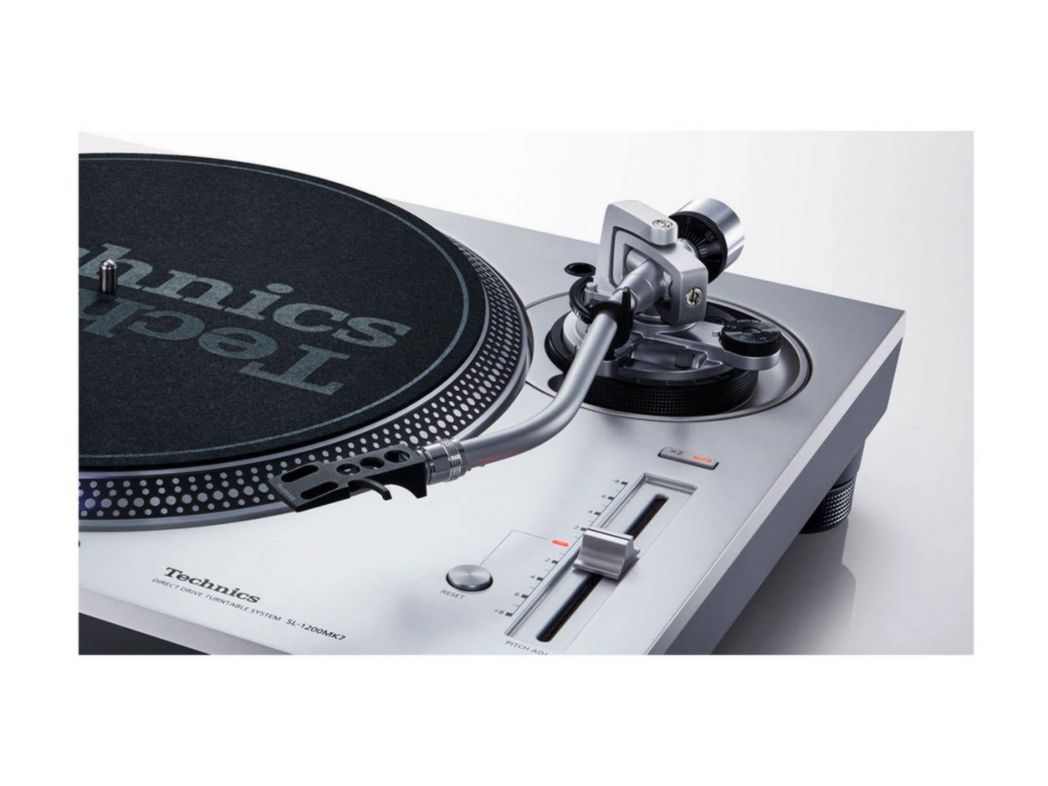 Bedieningspaneel met instelbare LED en 78 RPM-schakelaar