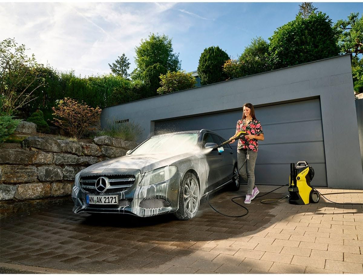 Kärcher K 7 Premium Smart Control Flex Home - reiniging van een gevel