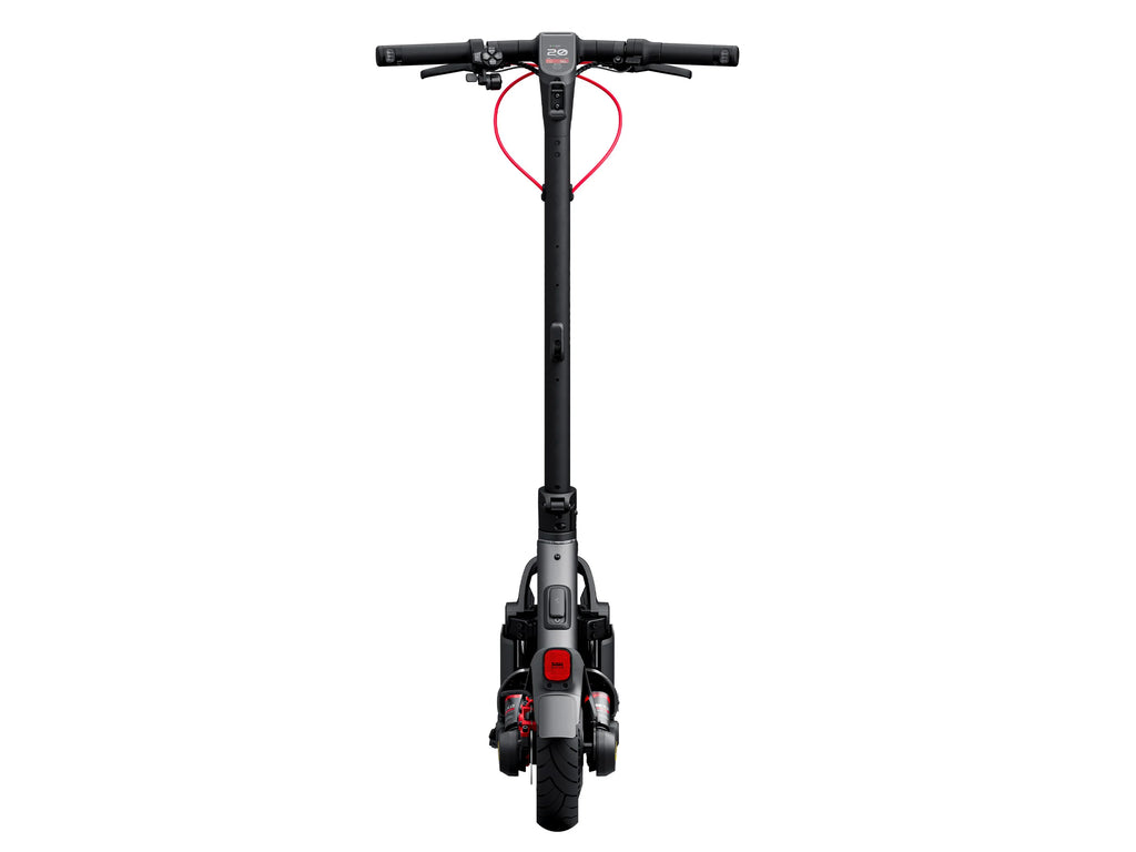 Segway Ninebot MAX G3 elektrische scooter, stadsgebruik op de fietsstrook