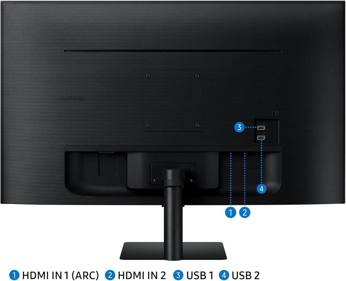 Monitor in gebruik als televisie in de woonkamer